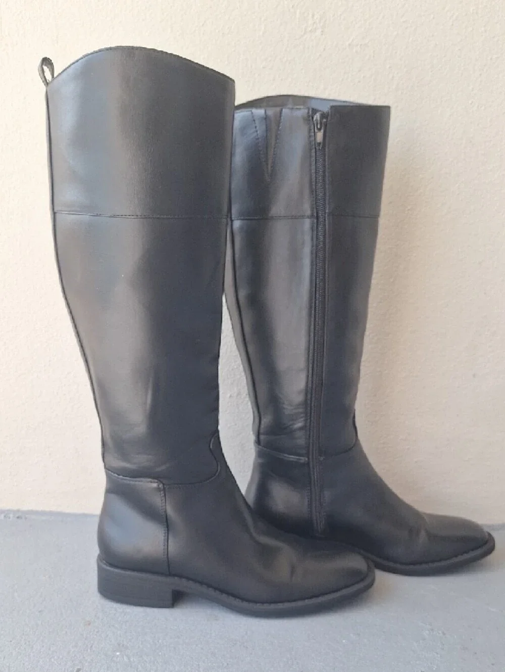 Unisa Classic Black Tall Full Zip Closure Boots Women's Chelsea Style Size 6 M